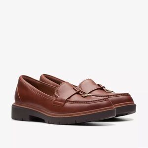 Clarks Westlynn Bella Lugs Tan Leather Loafers size 9 Women’s